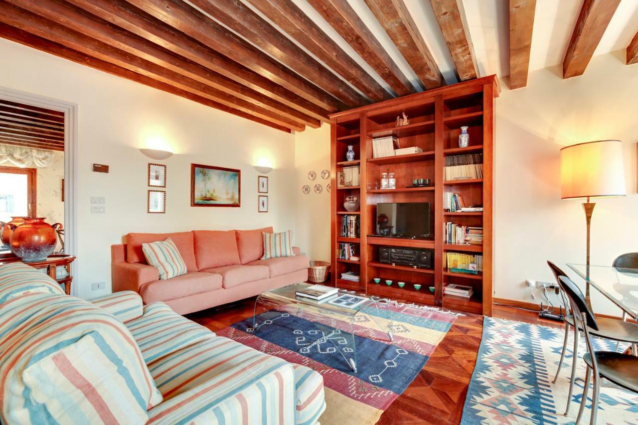 Biennale Terrace Apt * Venice