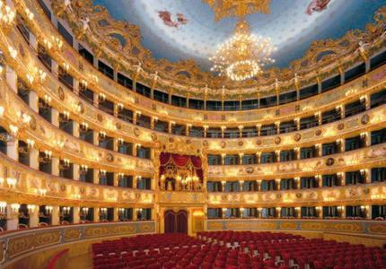 Key Location Near Palazzo Grassi * Venice