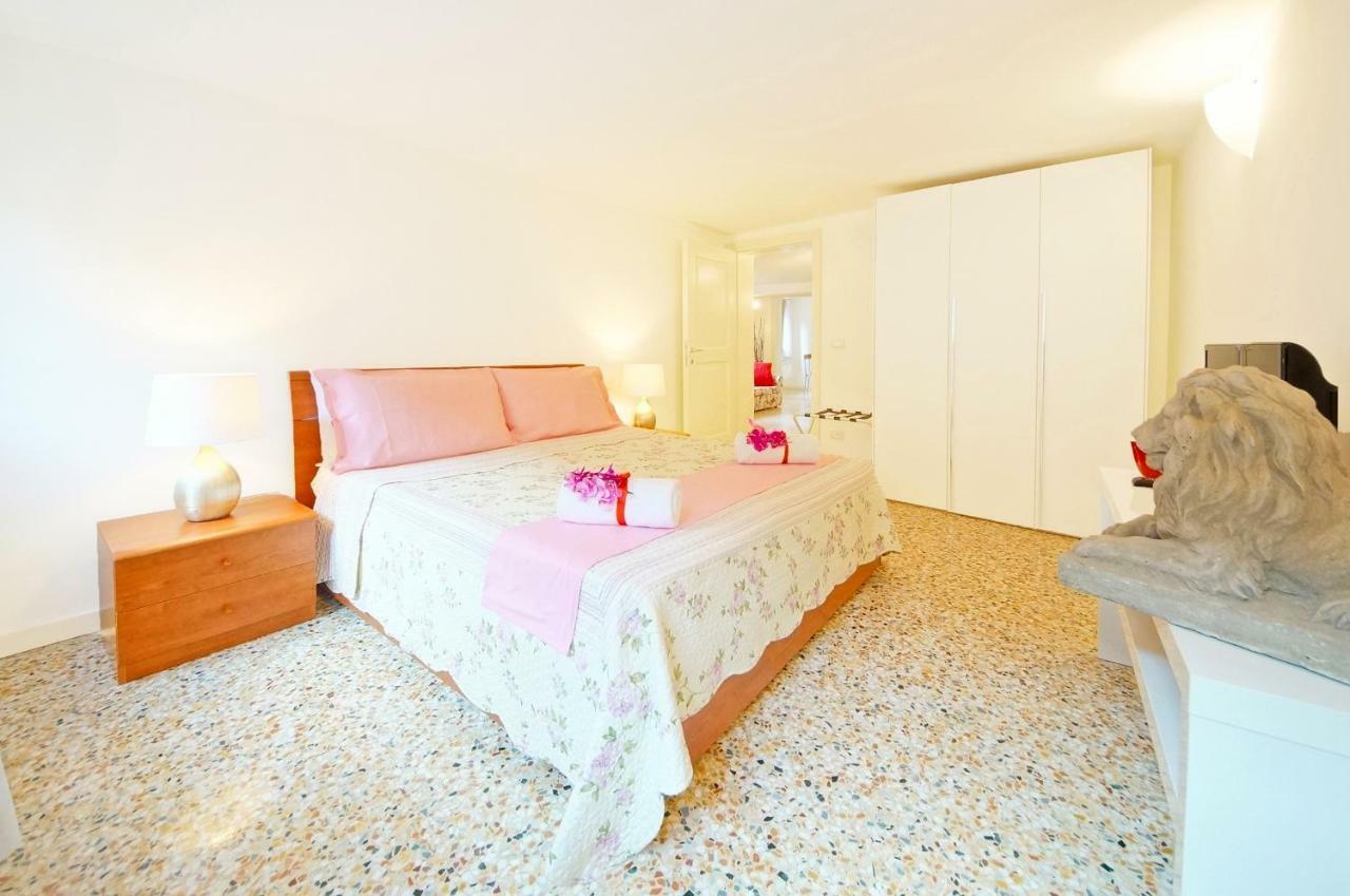 Sant'aponal Rialto Apartamento