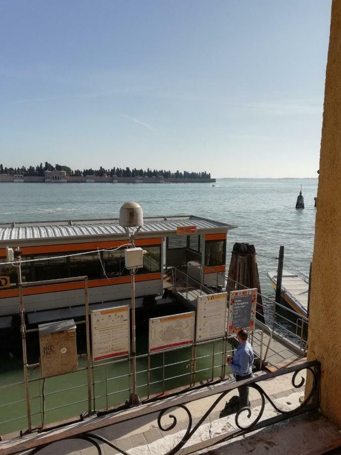 Ca' Sull' Acqua Holiday home Venice