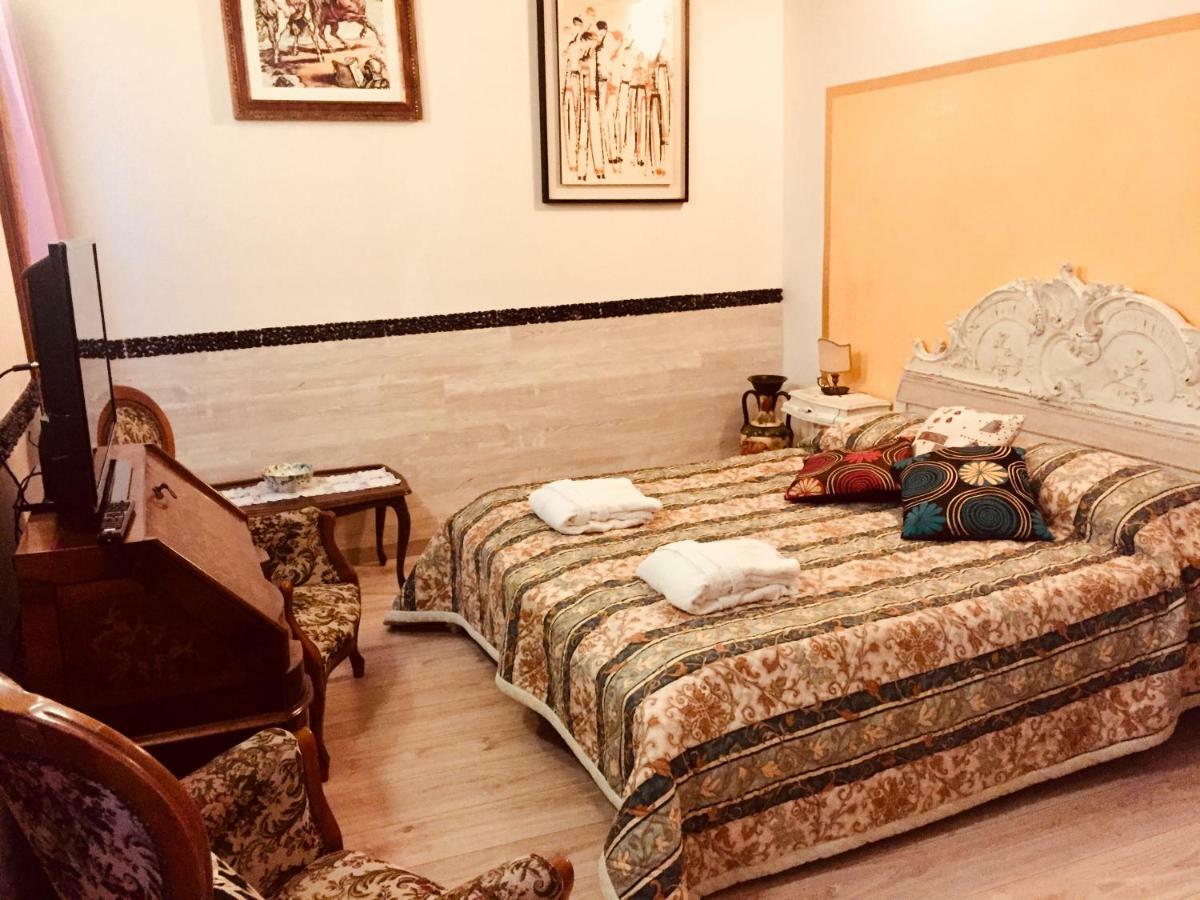 Casa Fedora
