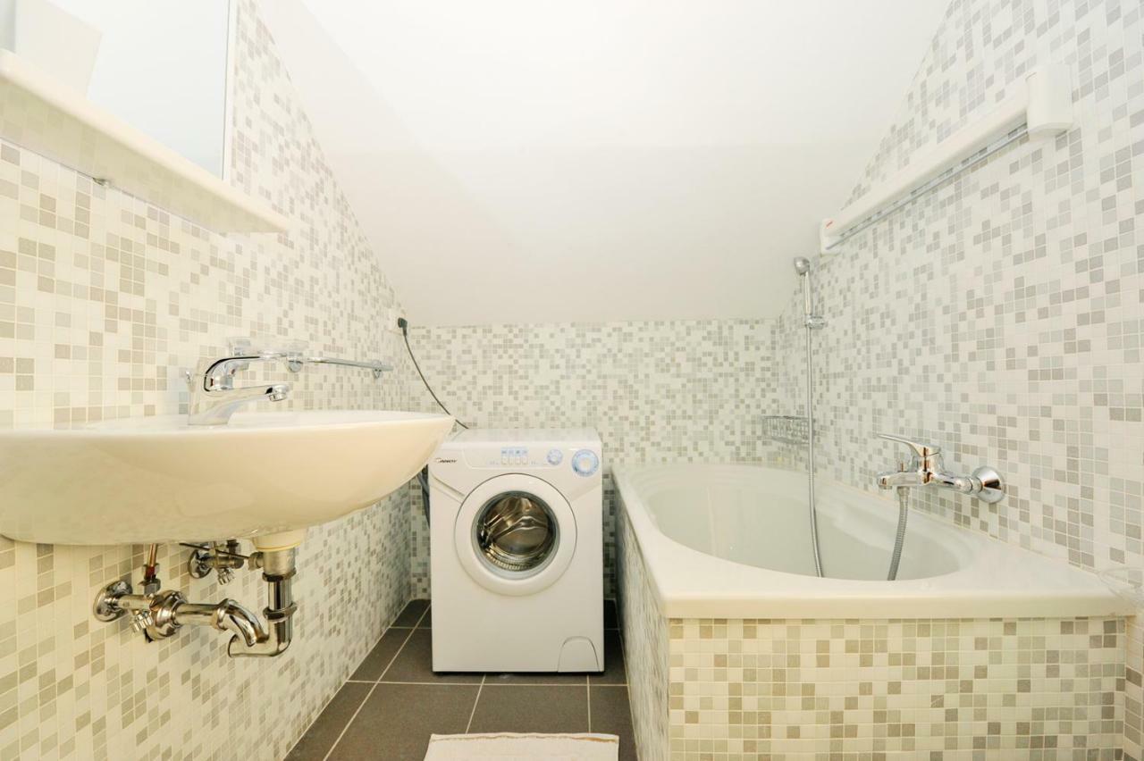 Ca' Bernarda Apartment *