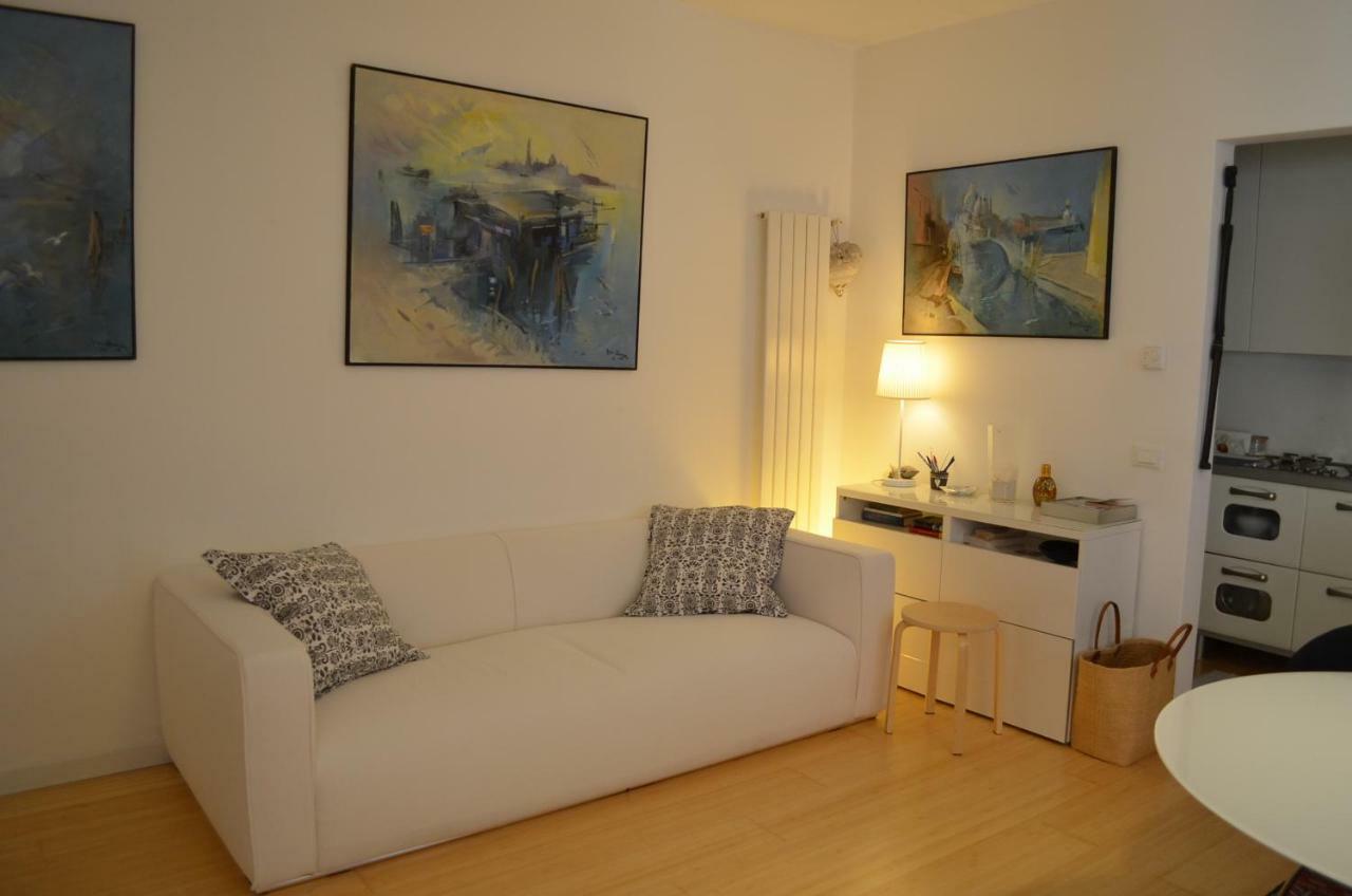 Casa Delfina, Contemporary Chic * Venice