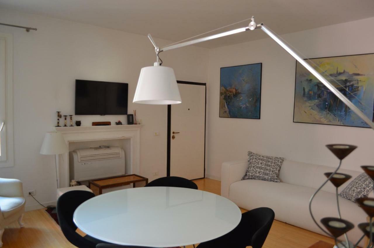 Casa Delfina, Contemporary Chic Venice