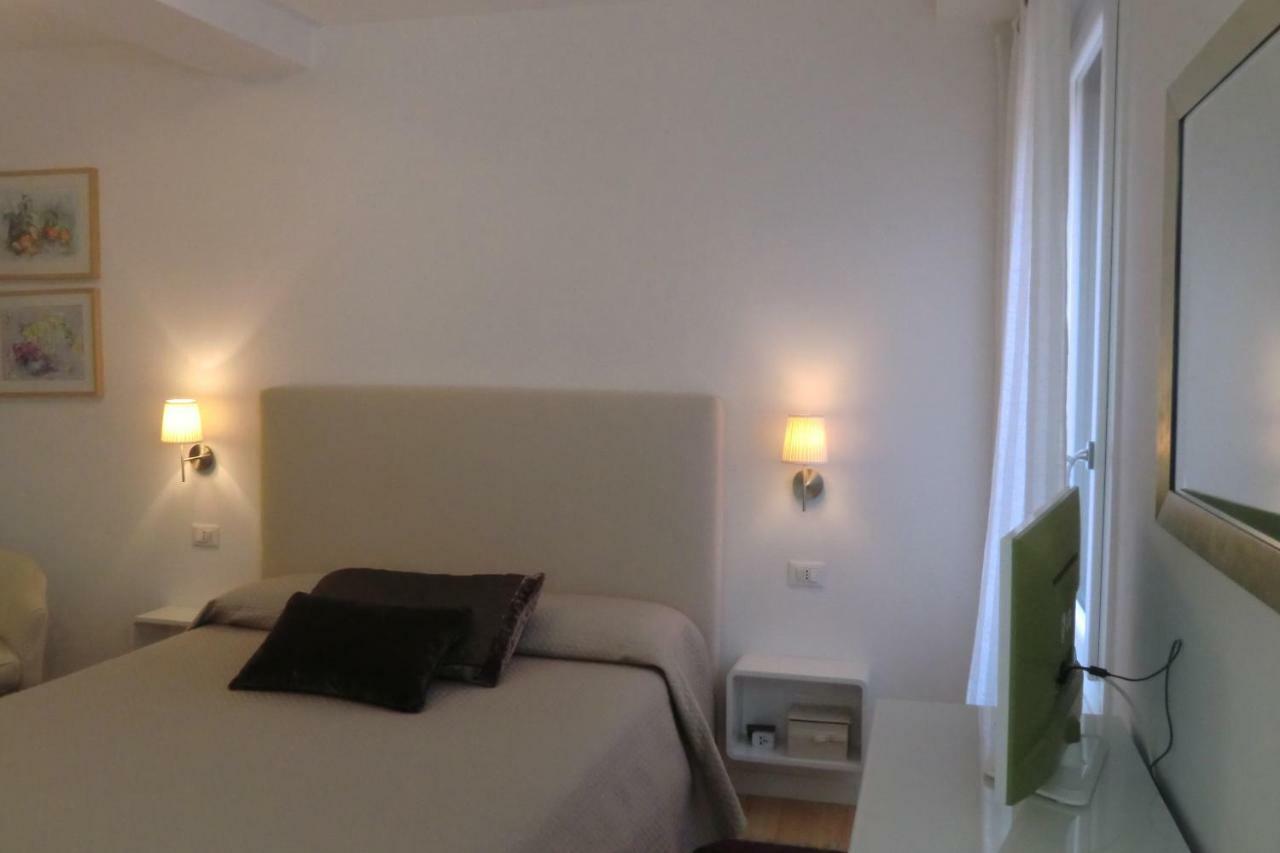 Casa Delfina, Contemporary Chic Apartment *