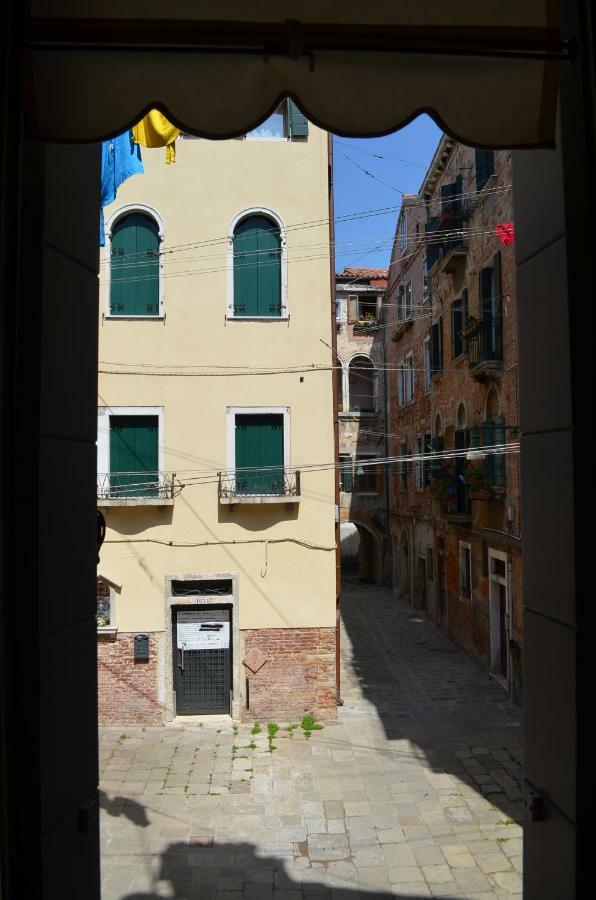 Casa Delfina, Contemporary Chic Apartment *