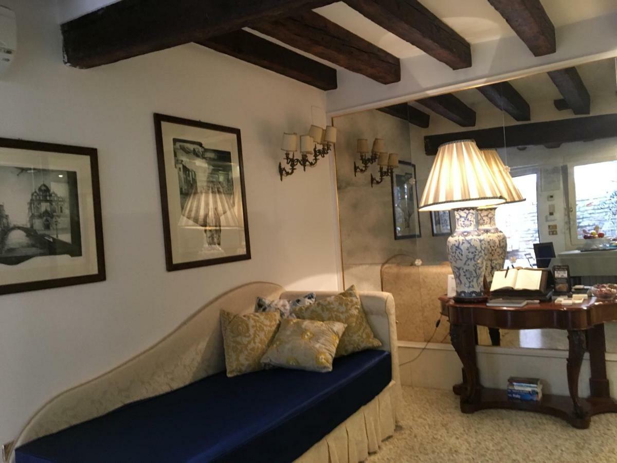 Henry's Heaven Veneza