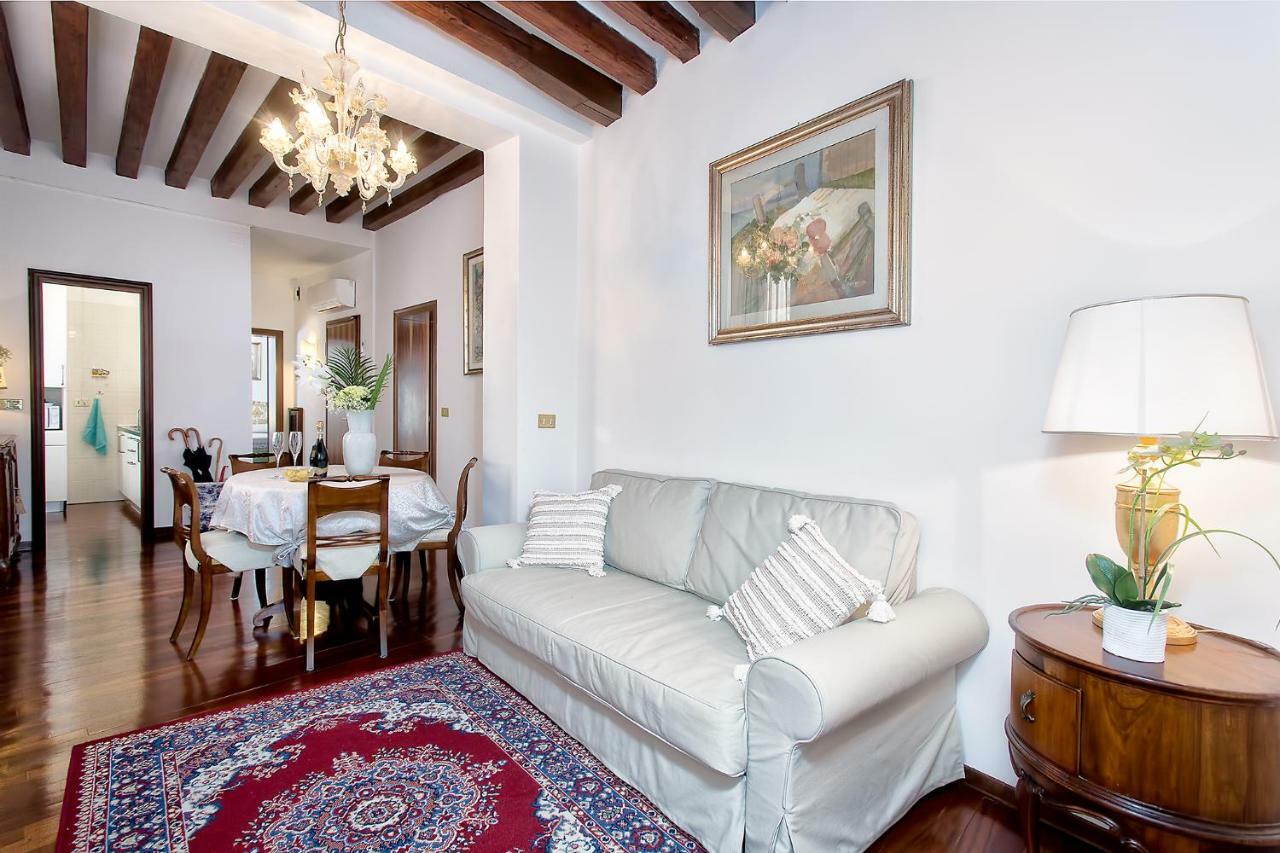 Apartment Residenza Calle Larga San Marco Venice