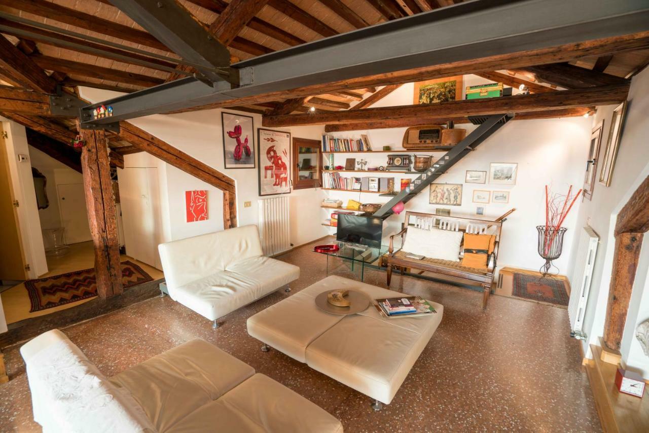 Romantic Penthouse Venice