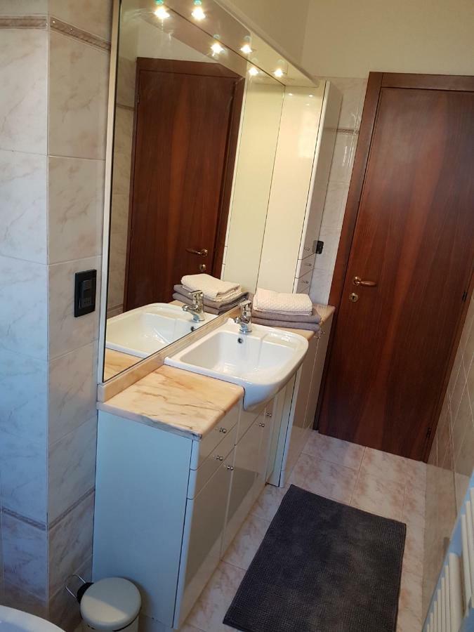 Angela Di House Apartment *
