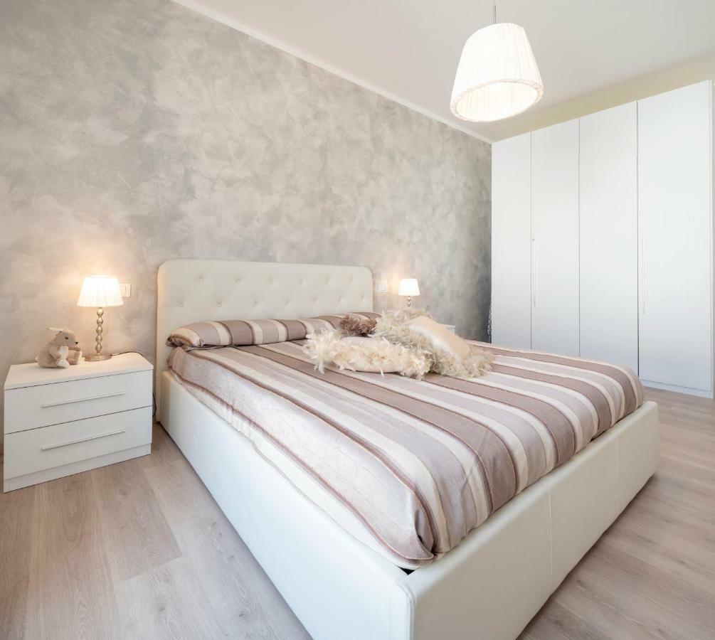 & Cozy Apartment Venice
