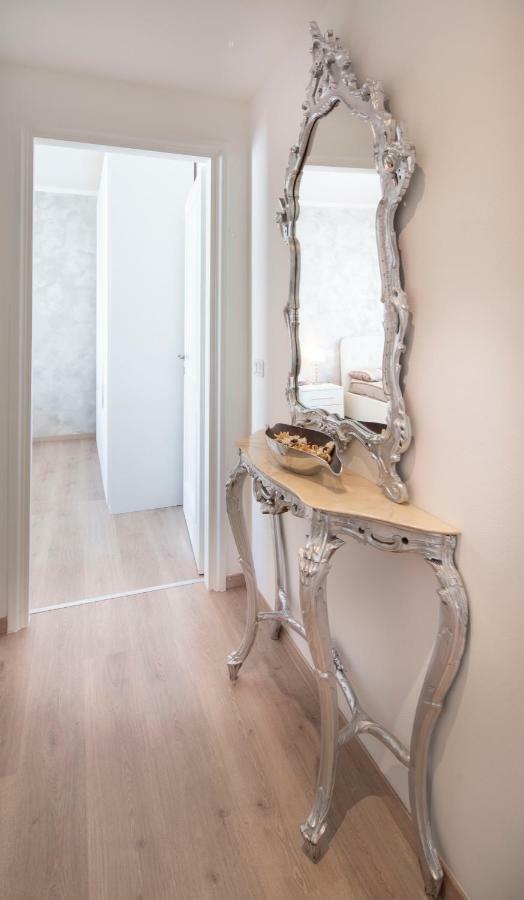& Cozy Apartment Venice
