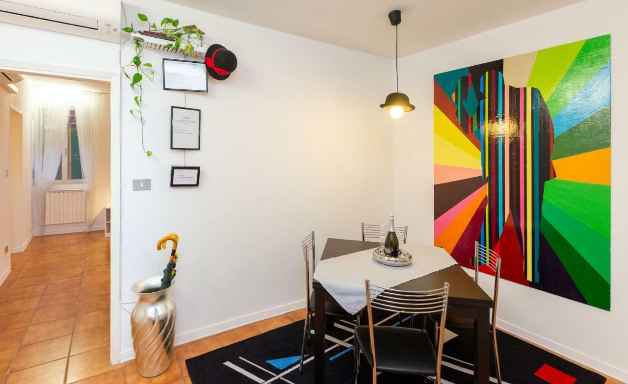 The Hatter's Apartamento *