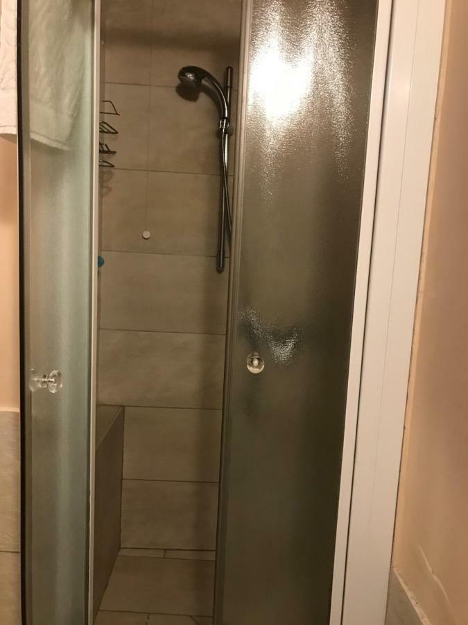 Canal View Apartment *