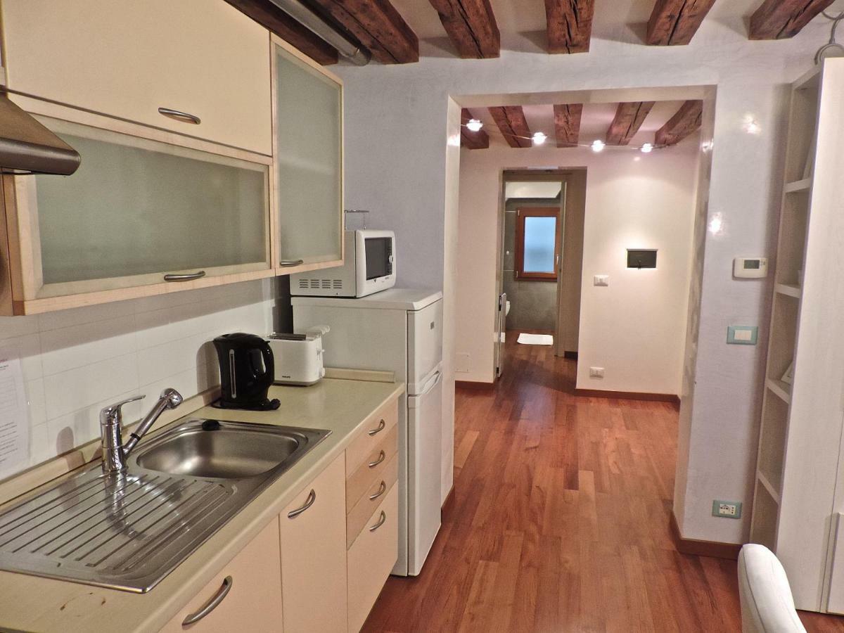 Apartment Sant'aponal - Wi Fi Venice