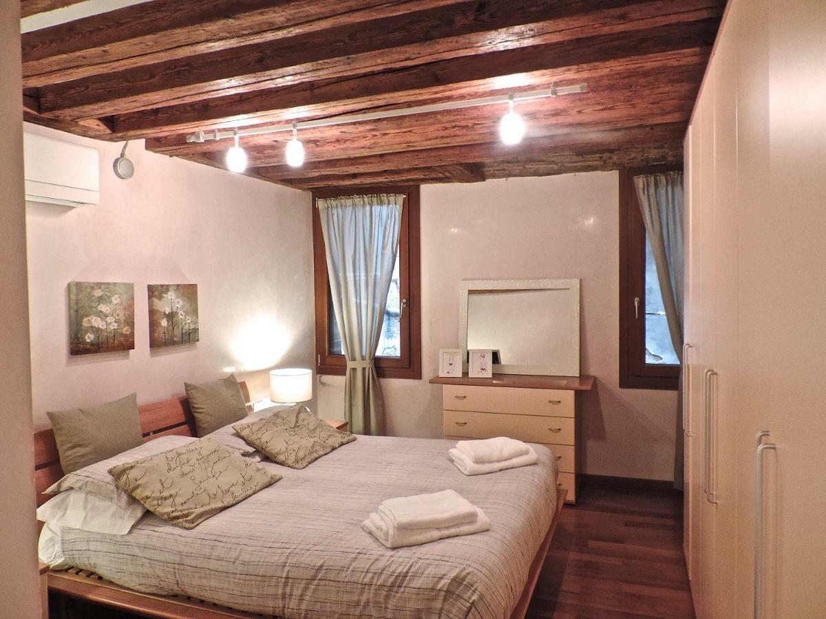 Apartment Sant'aponal - Wi Fi Venice