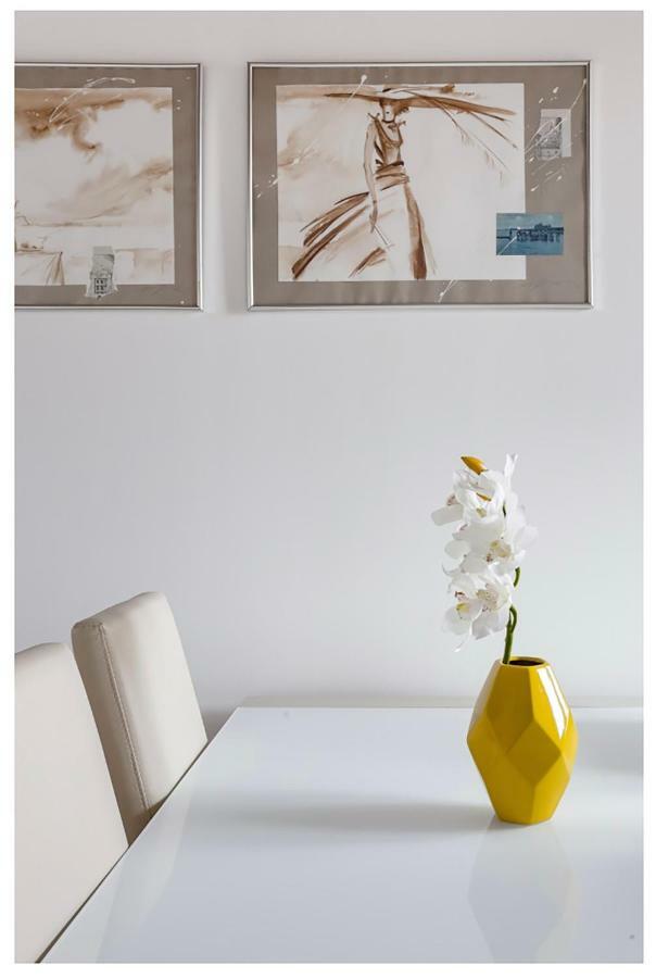 Biennale Family Apartment In Venice *