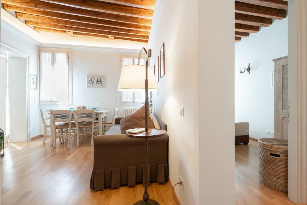 Casa Claudia Ai Frari Apartment Venice
