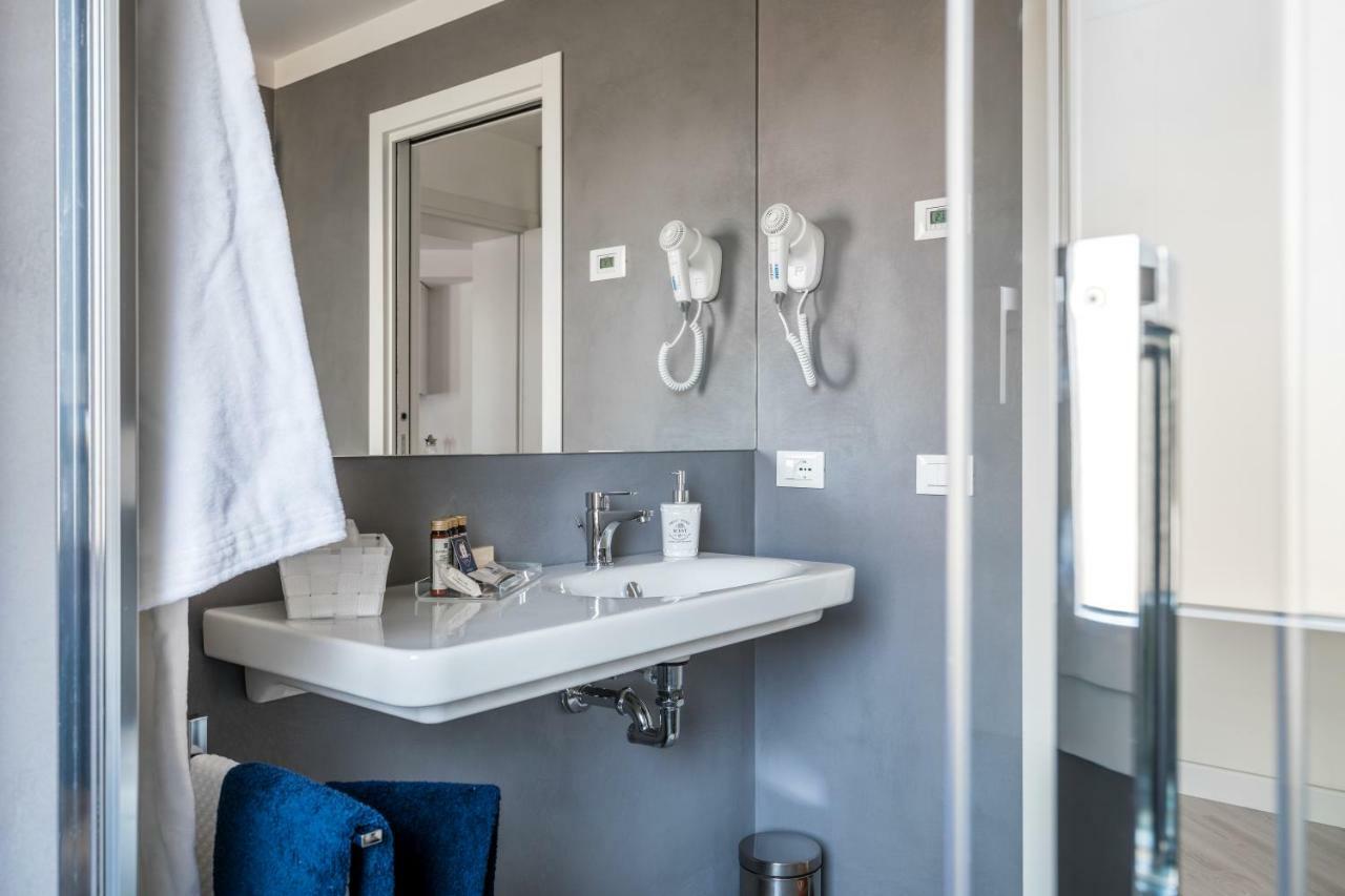 Heaven Biennale, The Elegant Apartamento Veneza