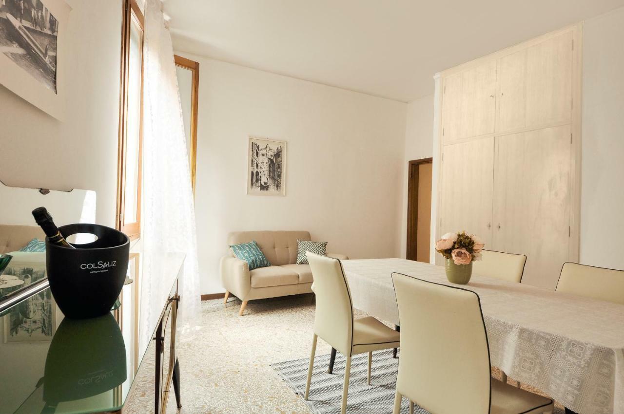 Apartment Venetian Mood Bianco *