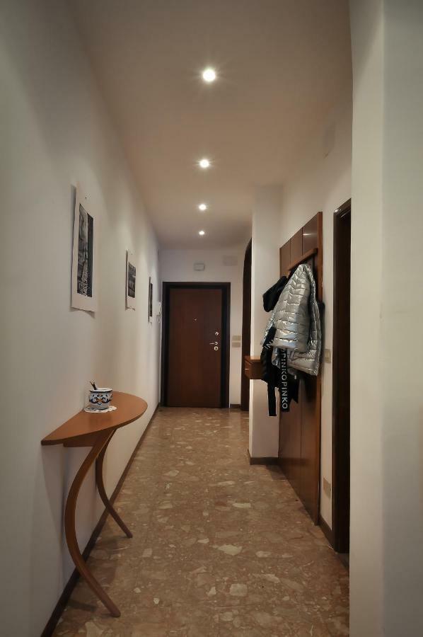 Apartment Venetian Mood Bianco *