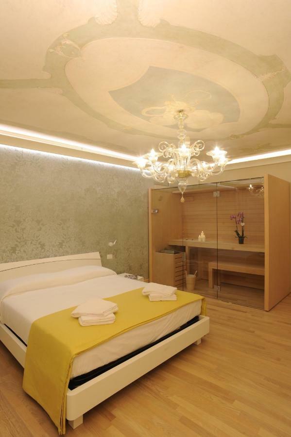 Ca' Xxii Marzo Boutique Apartment