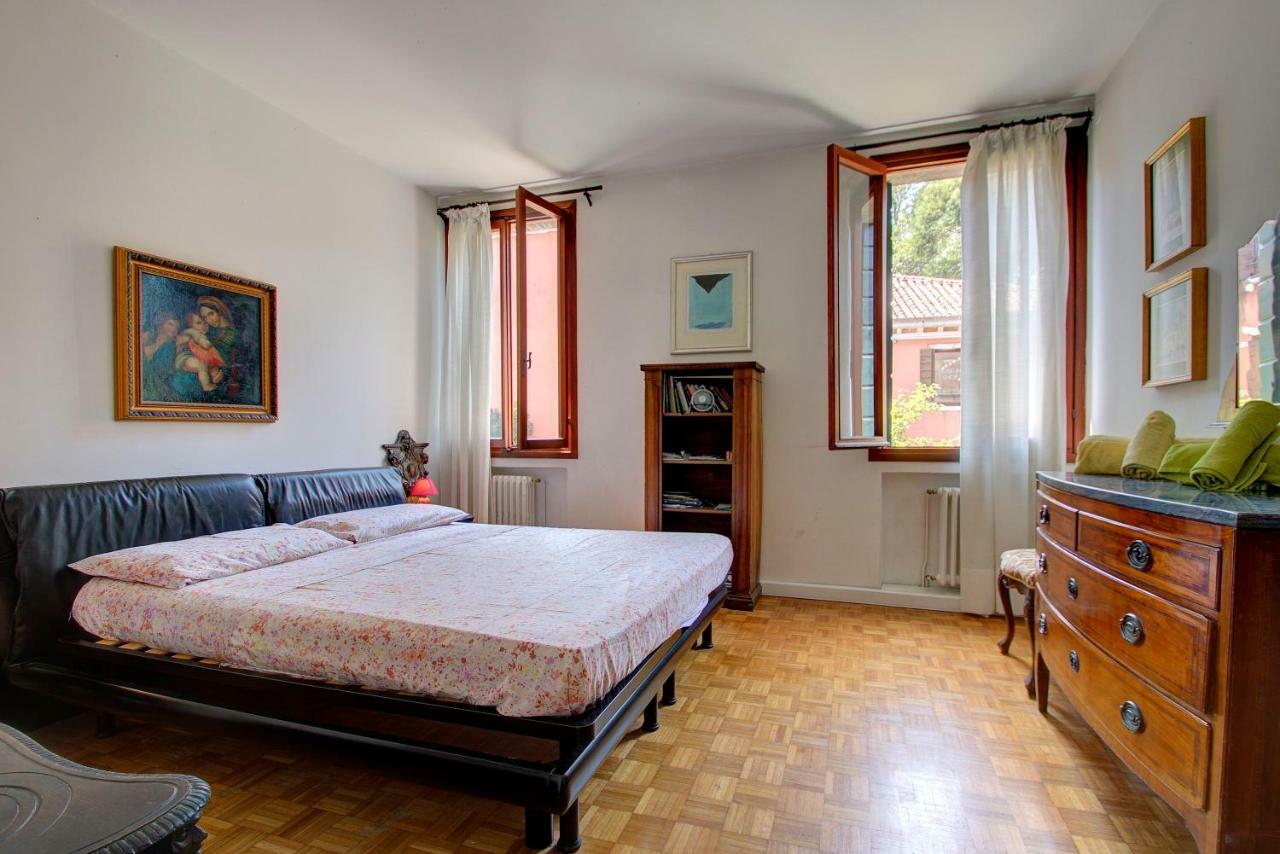 Peggy-guggenheim Apartment *