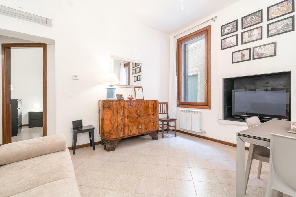 Casa Delle Botteghe Apartment *