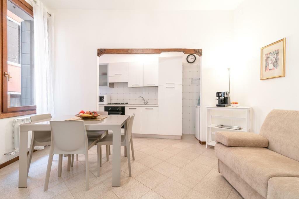 Casa Delle Botteghe Apartment
