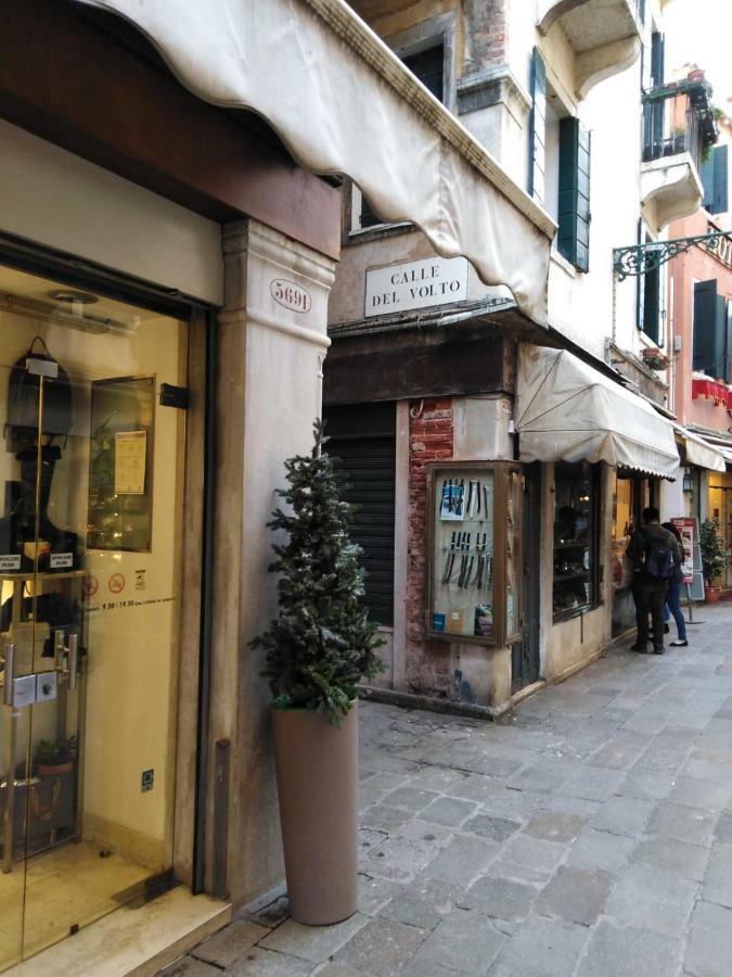 Calle Del Volto Apartment