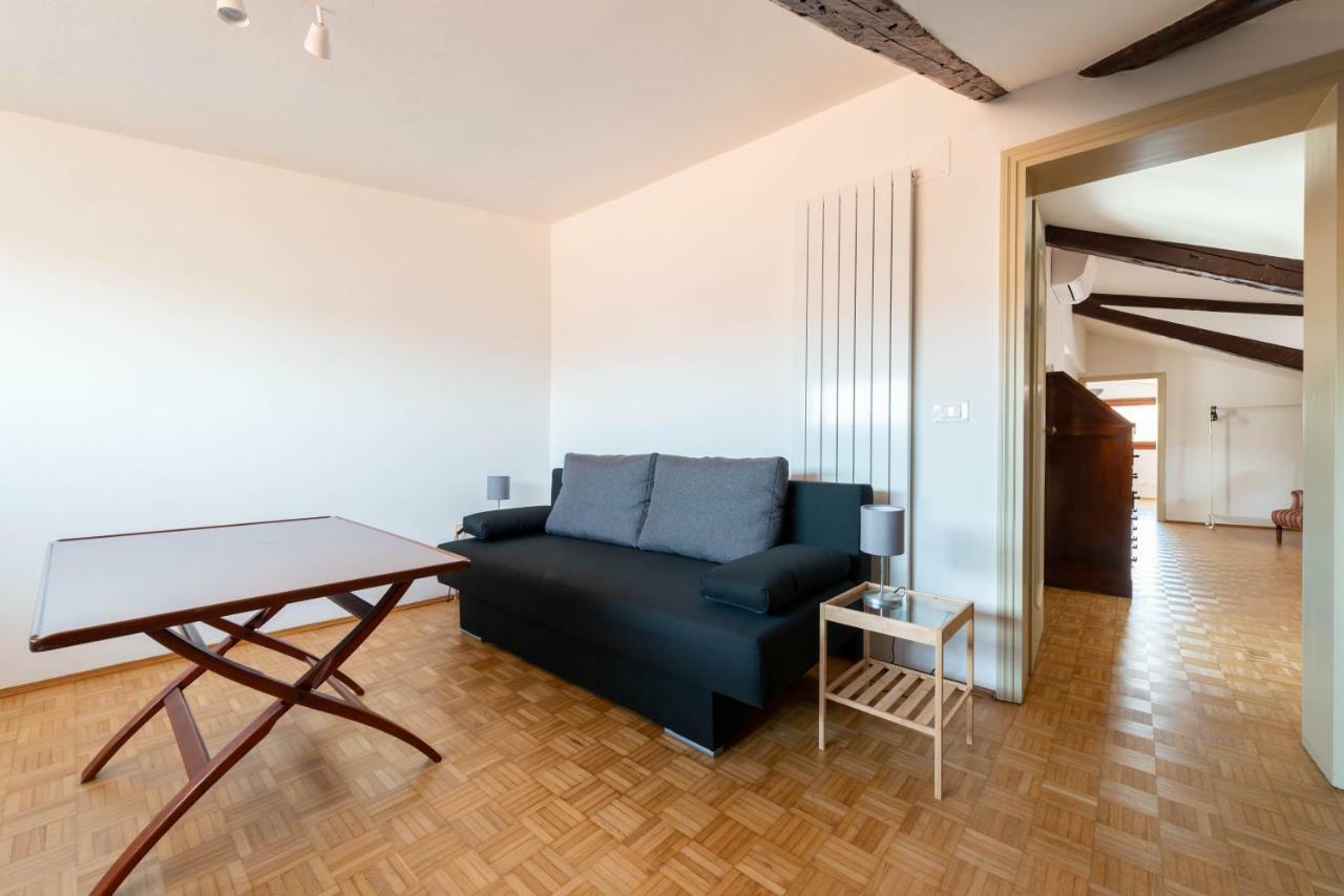 San Basilio Flat Apartment Venice