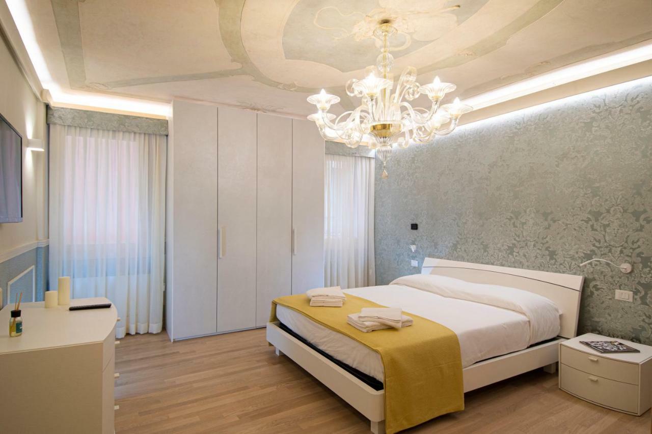 Ca' Xxii Marzo Boutique Apartment *
