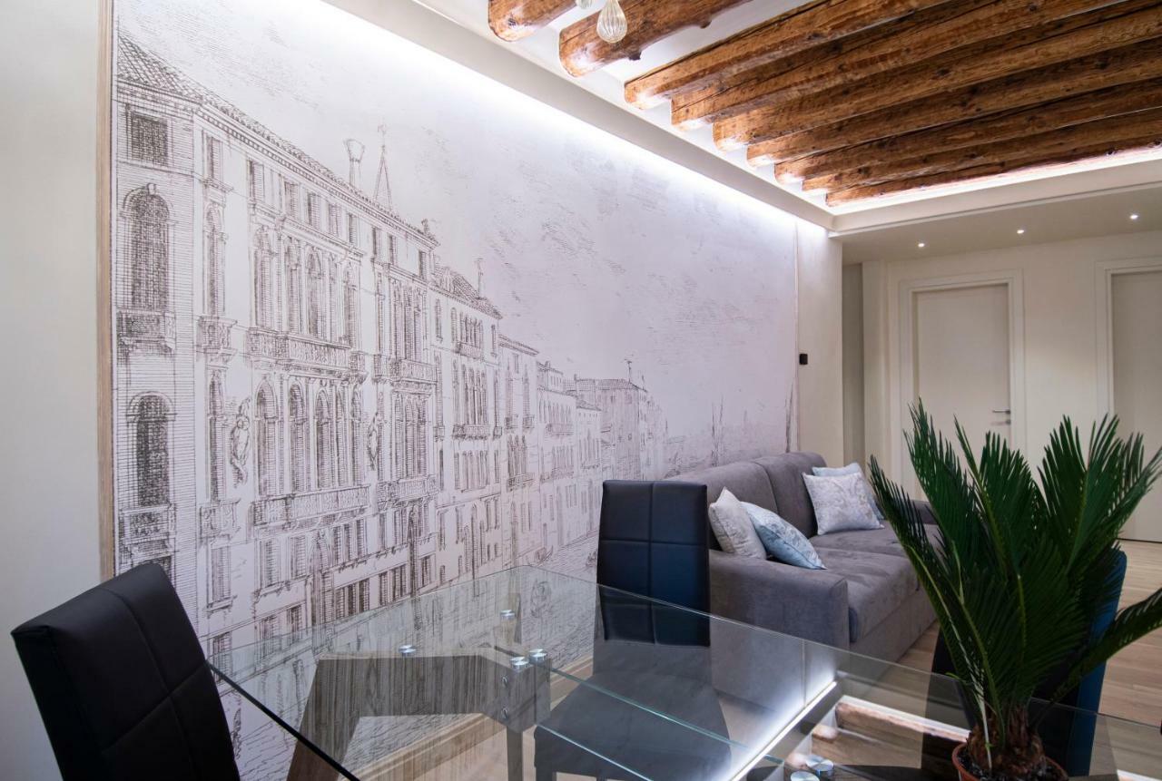 Ca' Xxii Marzo Boutique Apartment