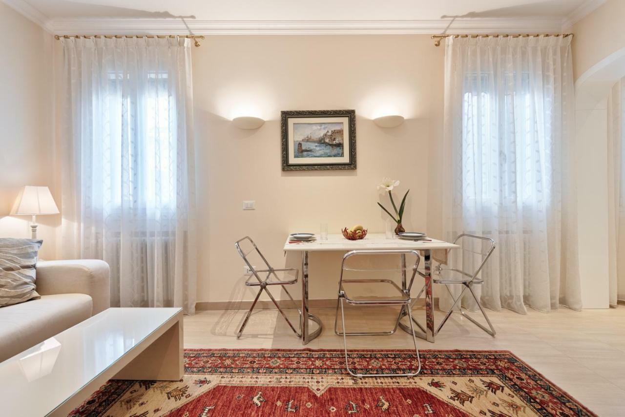 Romance In Rialto - Your House To Together Apartment