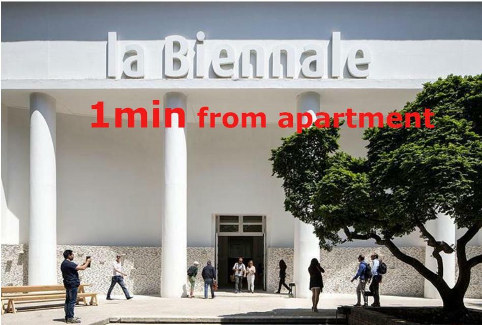 Susy Biennale - Canal View And Garden