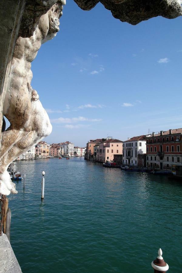 Noble House Grand Canal