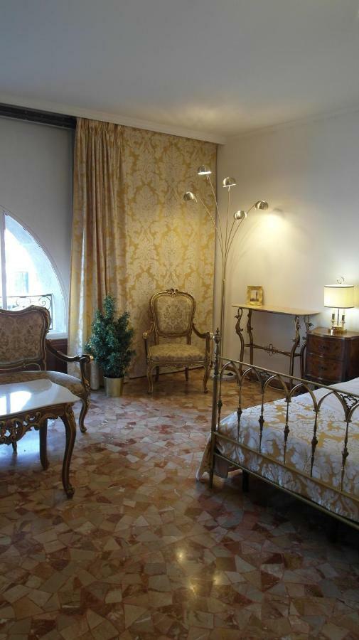 Guest house Noble House Grand Canal