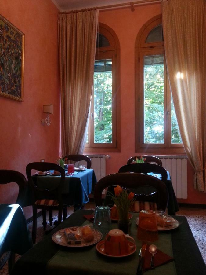 Acomodação com café da manhã  Bb Veneza
