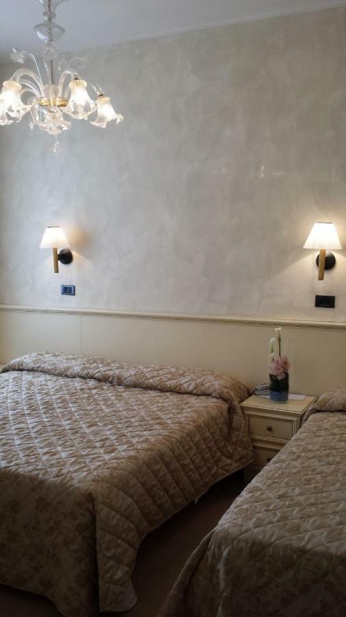 Carlton Capri Hotel Venice