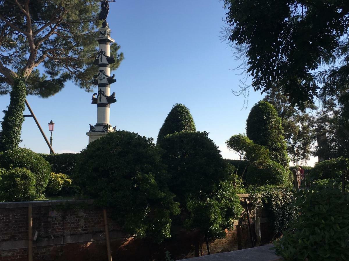 Giardini Apartment