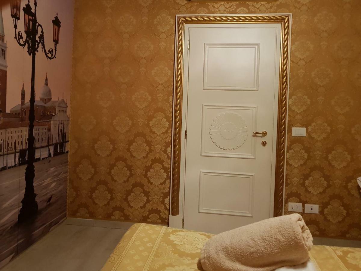 Apartment La Residenza Di Carlo Close To Piazza San Marco *