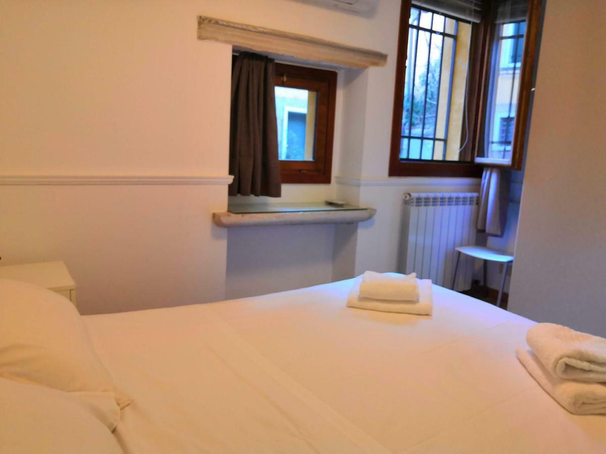 Apartment Castello Ground Floor Venice