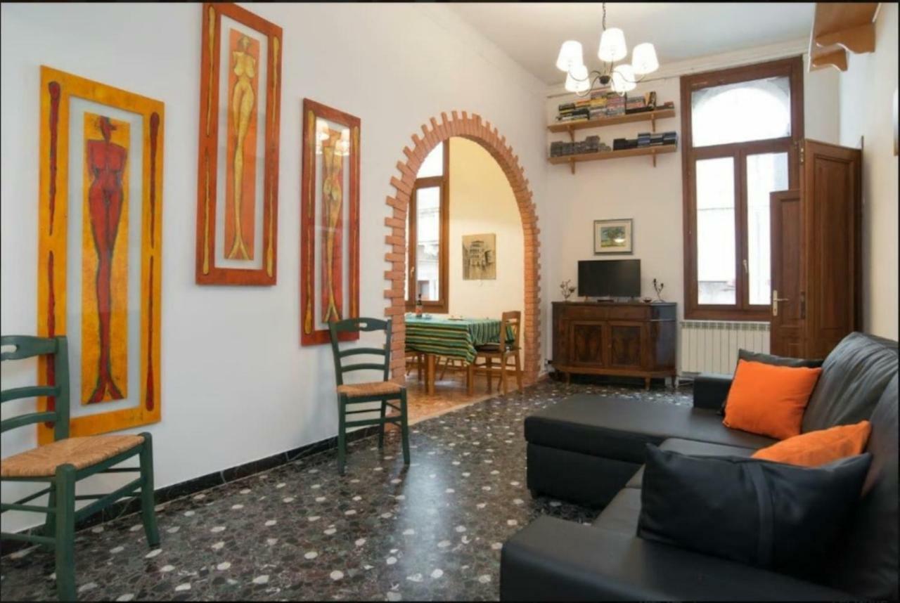 Balcone Sul Canale