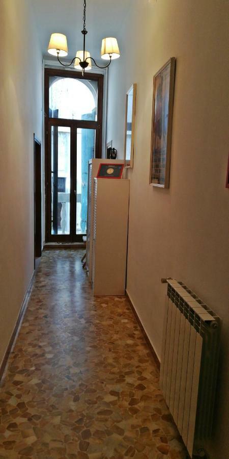 Balcone Sul Canale * Venice