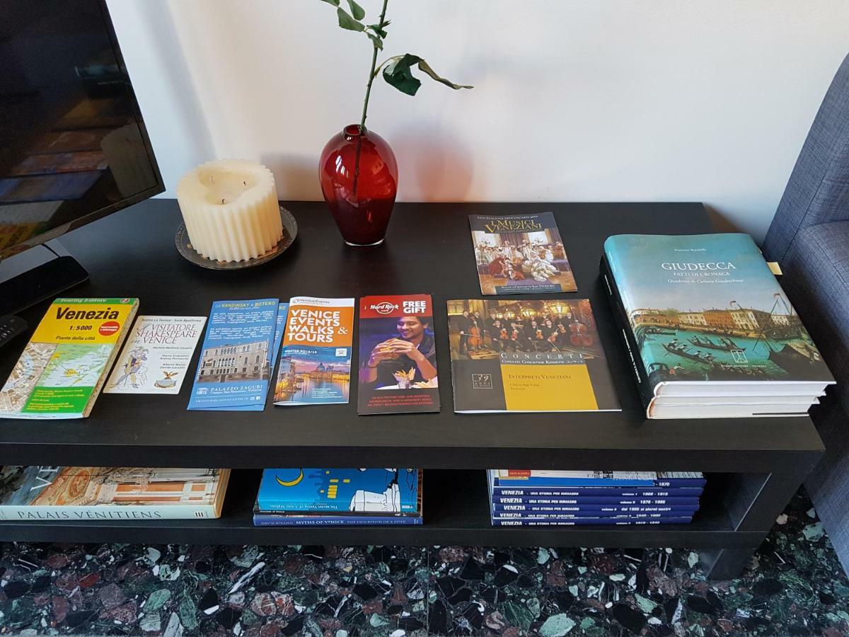Angela Di House Venice