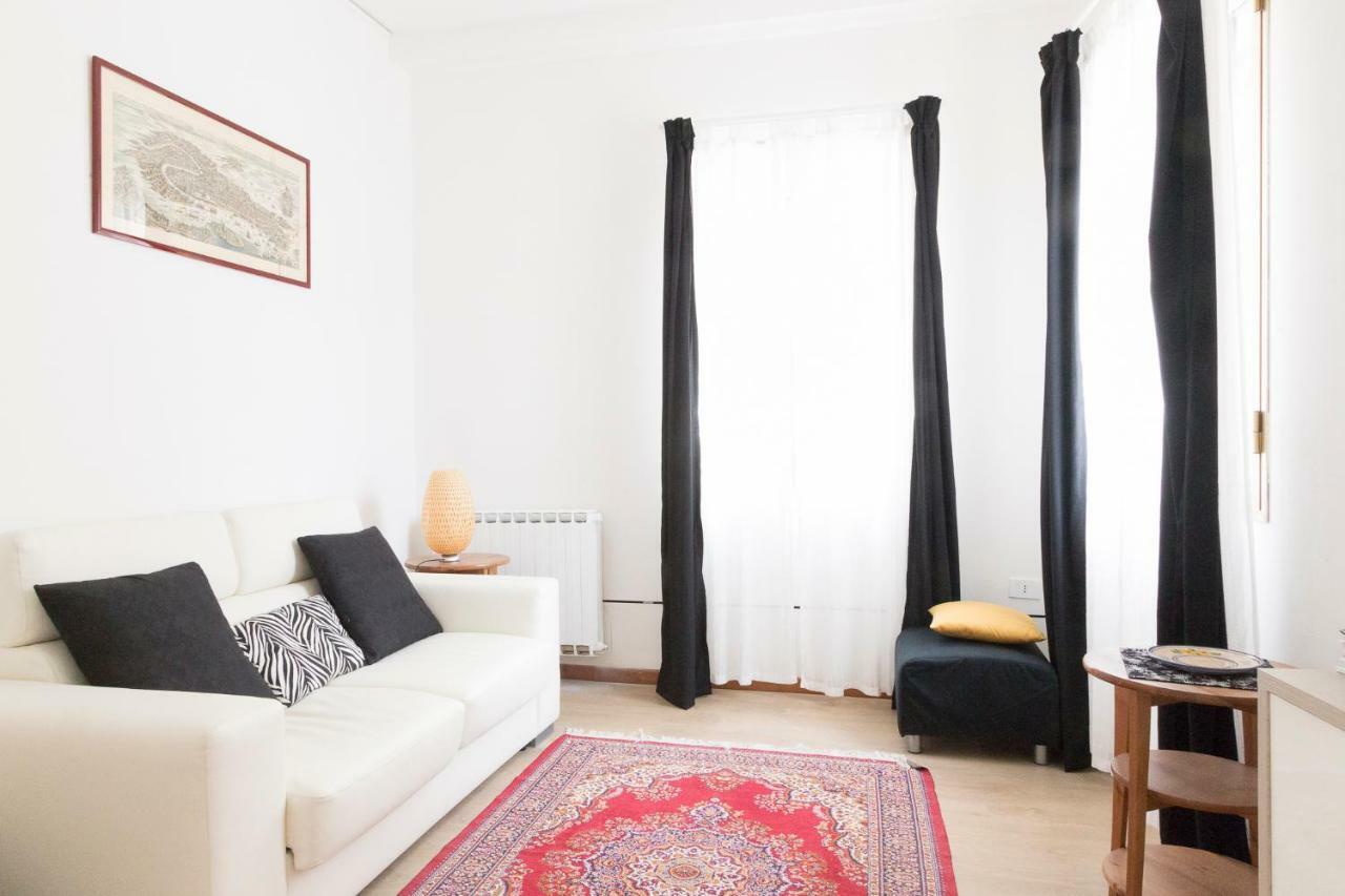Giardini Apartment Venice