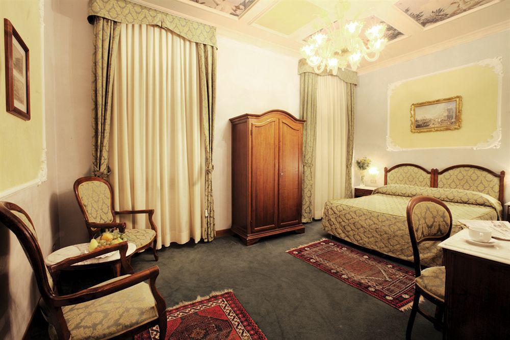 Pausania 3* Veneza