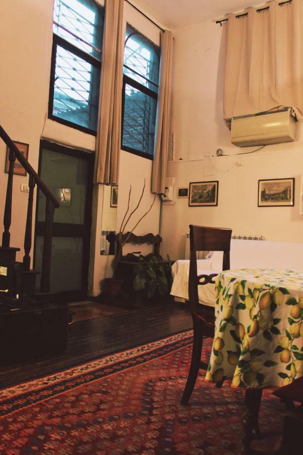 Mimi's Apartment
