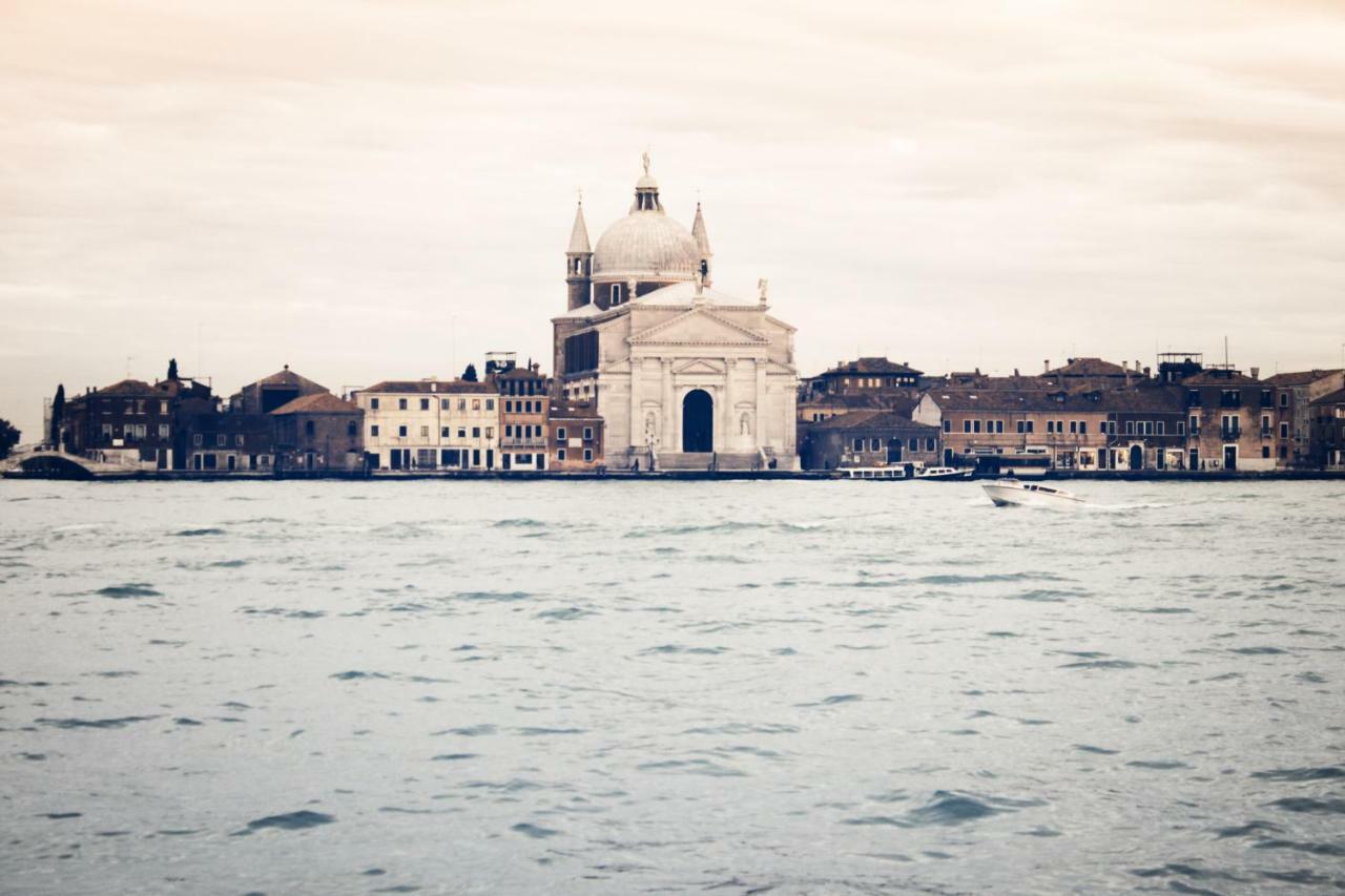Mimi's * Venice