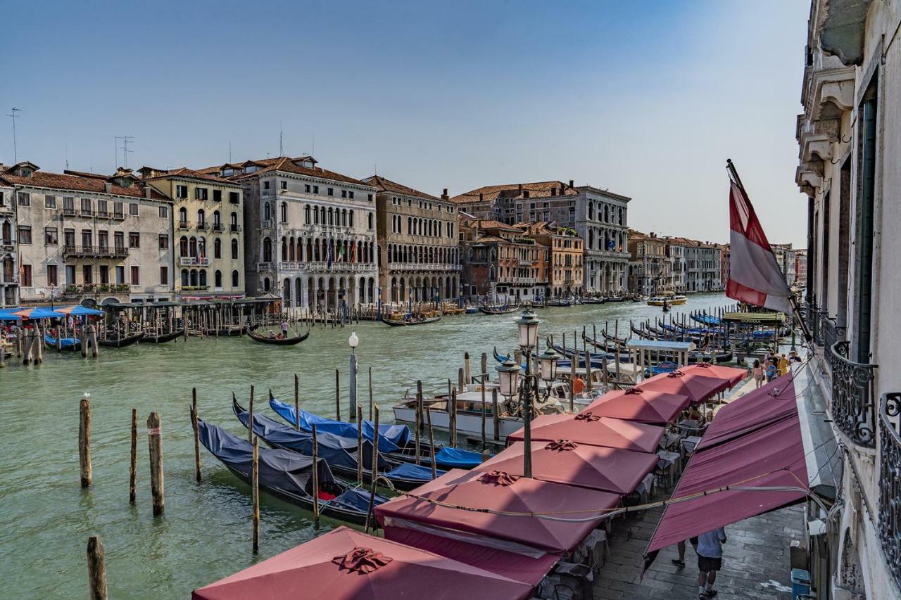 Ca' Fornoni Grand Canal